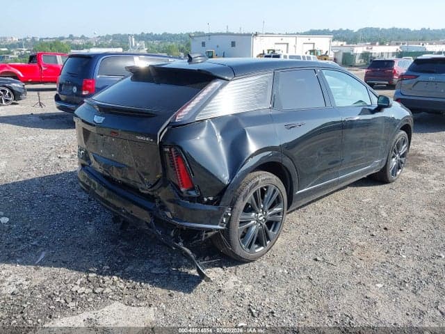 2025 CADILLAC OPTIQ SPORT 2 AWD 4