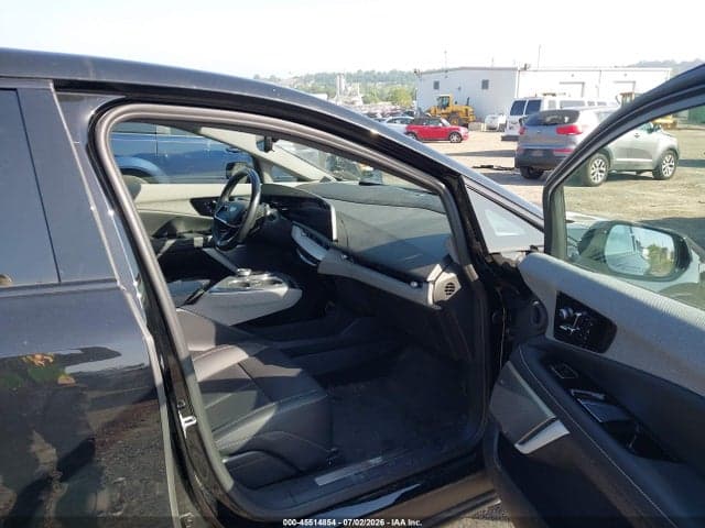 2025 CADILLAC OPTIQ SPORT 2 AWD 5