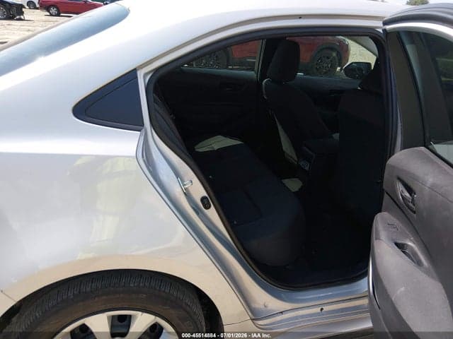 2024 TOYOTA COROLLA LE 8