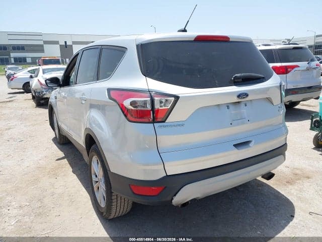 2017 FORD ESCAPE SE 3