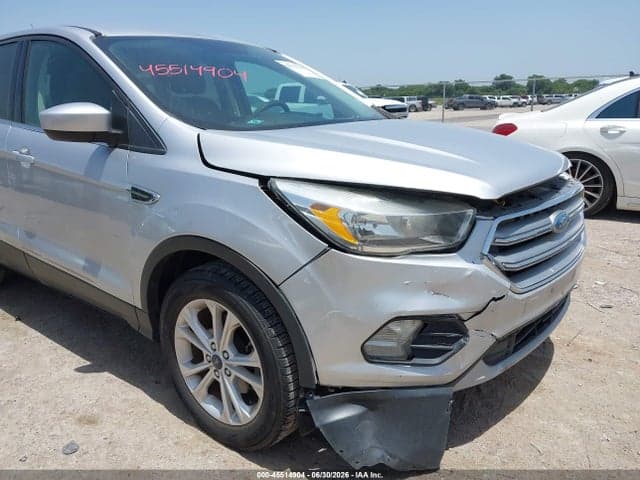 2017 FORD ESCAPE SE 6