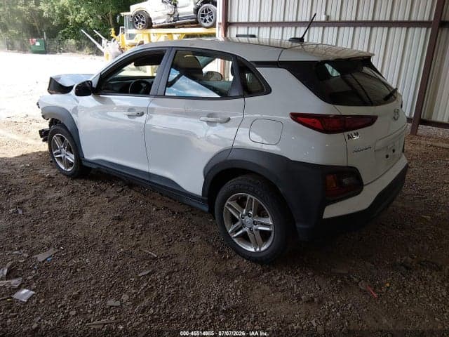 2021 HYUNDAI KONA SE 3