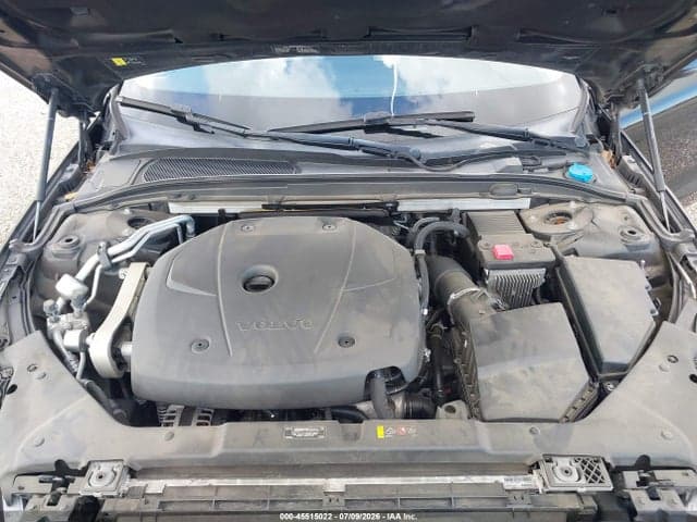 2021 VOLVO S60 T5 MOMENTUM 10