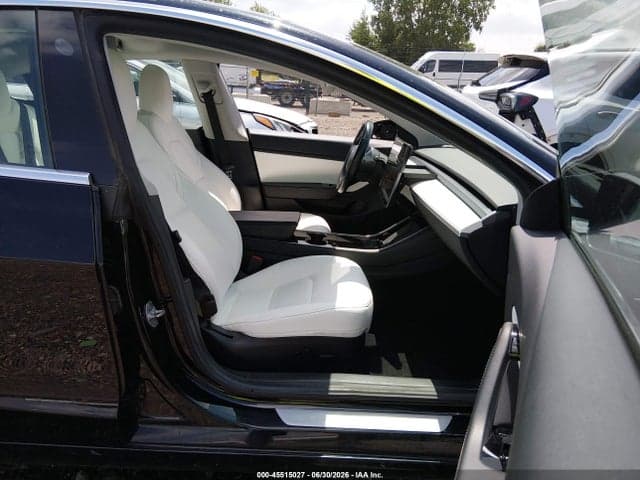 2019 TESLA MODEL 3 LONG RANGE/PERFORMANCE 5
