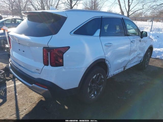 2024 KIA SORENTO S 4