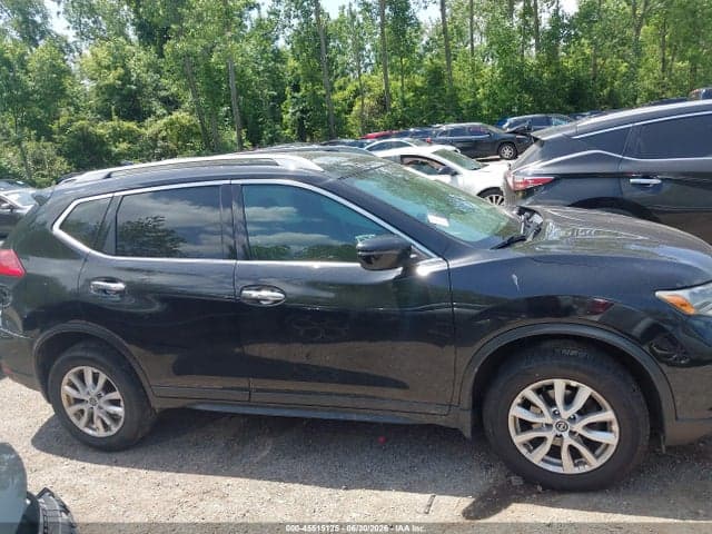 2017 NISSAN ROGUE SV 13