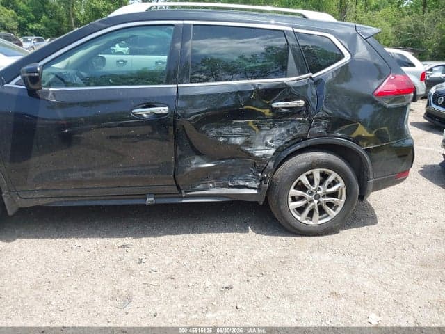 2017 NISSAN ROGUE SV 6