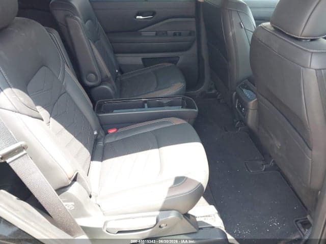 2025 NISSAN PATHFINDER PLATINUM 4WD 8