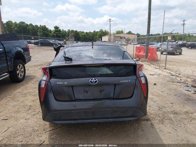 2018 TOYOTA PRIUS THREE 16