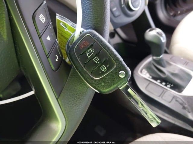 2017 HYUNDAI SANTA FE SPORT 2.4L 11