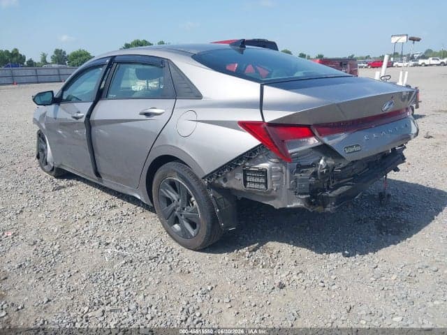 2023 HYUNDAI ELANTRA SEL 3