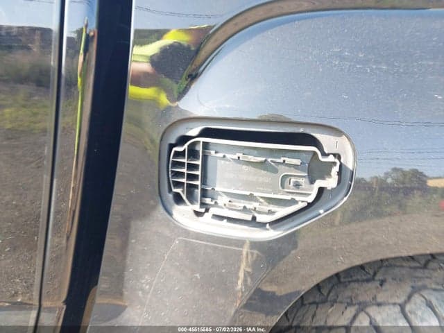 2022 GMC CANYON 4WD SHORT BOX AT4 - LEATHER 18