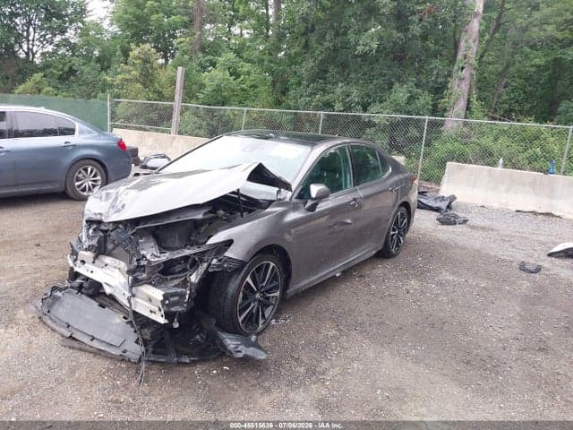 2020 TOYOTA CAMRY XSE 2