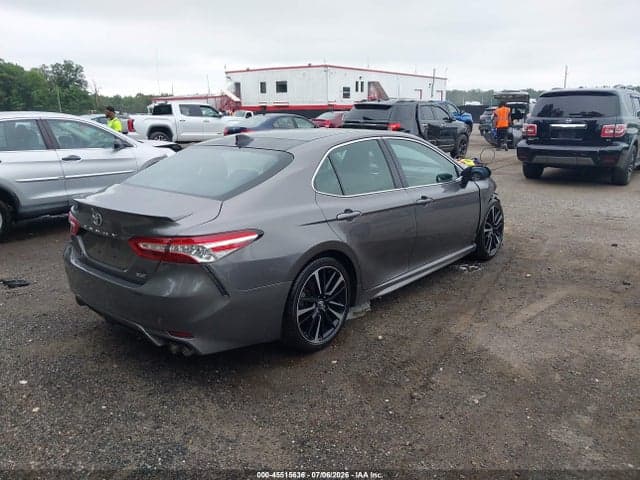 2020 TOYOTA CAMRY XSE 4
