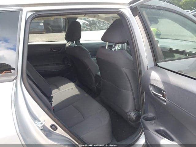 2025 TOYOTA COROLLA CROSS LE 8