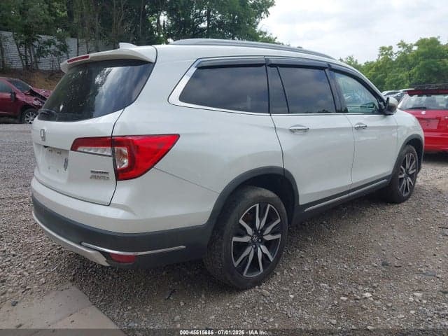 2020 HONDA PILOT AWD TOURING 8 PASSENGER 4