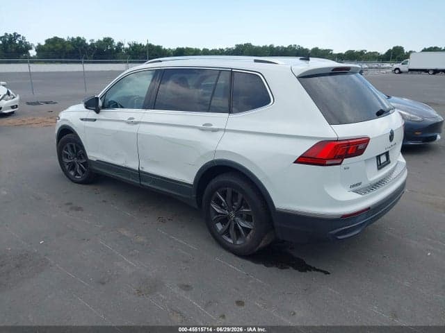 2022 VOLKSWAGEN TIGUAN 2.0T SE 4