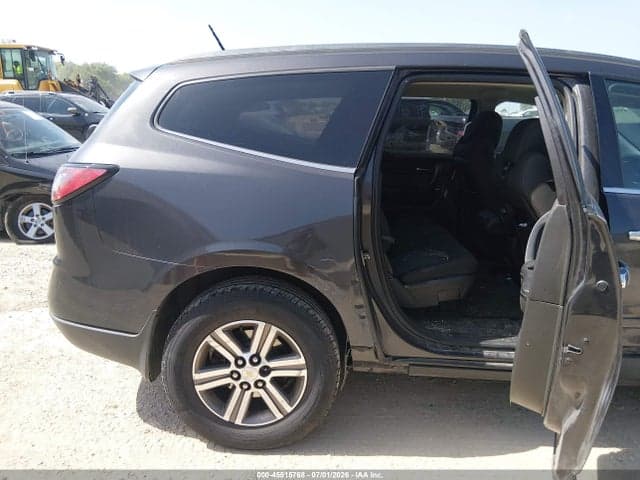 2017 CHEVROLET TRAVERSE LT 8