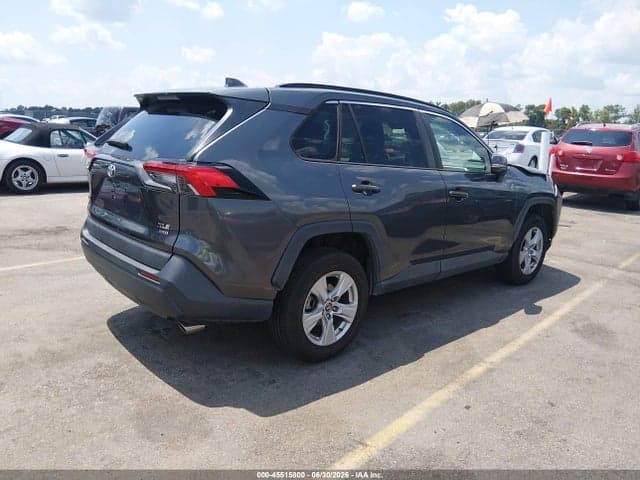 2019 TOYOTA RAV4 XLE 4