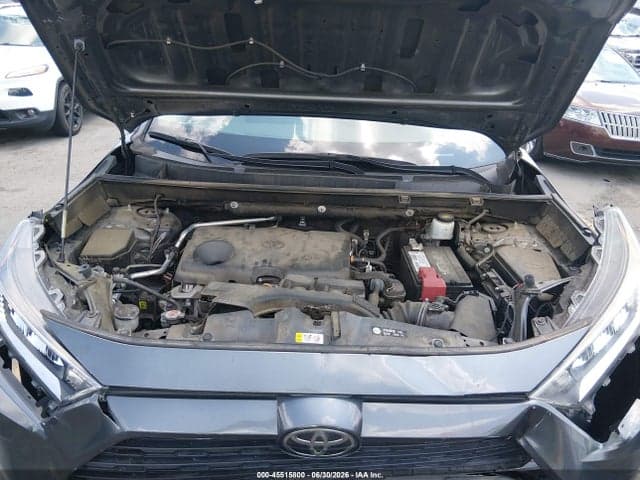 2019 TOYOTA RAV4 XLE 10