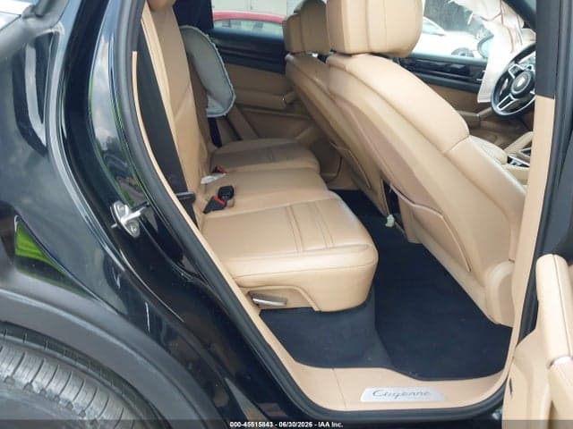 2019 PORSCHE CAYENNE S 8