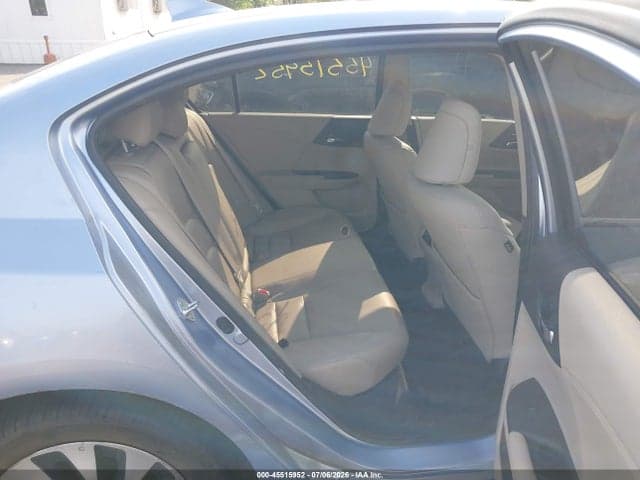 2017 HONDA ACCORD HYBRID EX-L 8