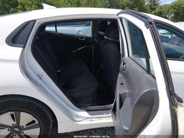 2017 HYUNDAI IONIQ HYBRID BLUE 2