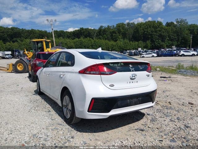 2017 HYUNDAI IONIQ HYBRID BLUE 3