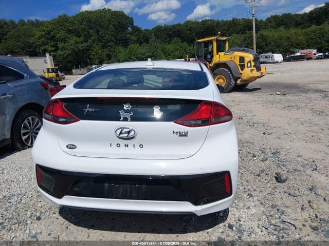 2017 HYUNDAI IONIQ HYBRID BLUE 4