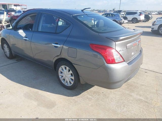 2017 NISSAN VERSA 1.6 SV 3