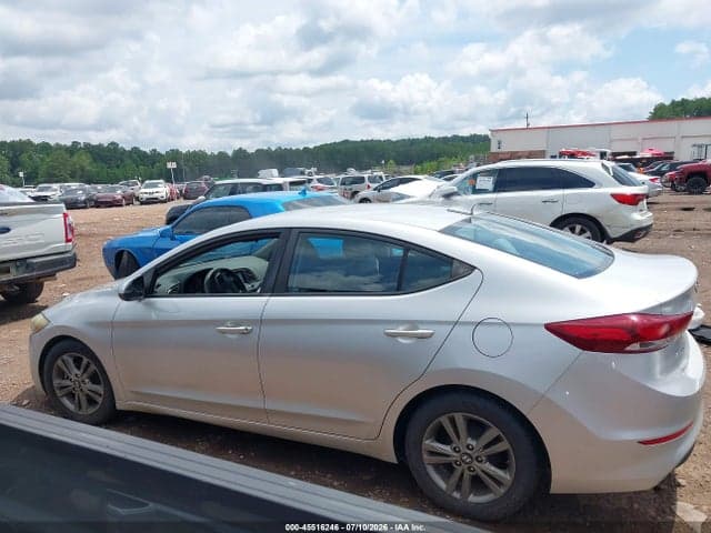 2017 HYUNDAI ELANTRA SE 14