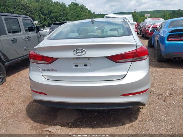 2017 HYUNDAI ELANTRA SE 16