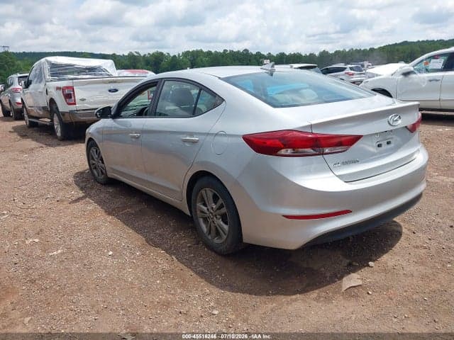 2017 HYUNDAI ELANTRA SE 3