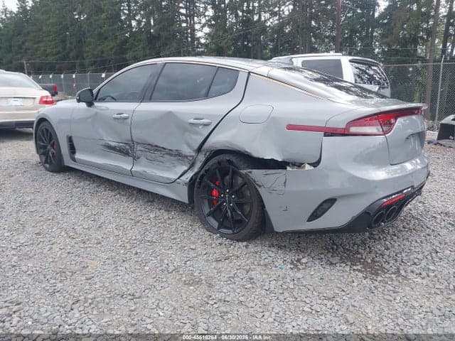 2023 KIA STINGER GT2 3