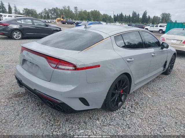 2023 KIA STINGER GT2 4