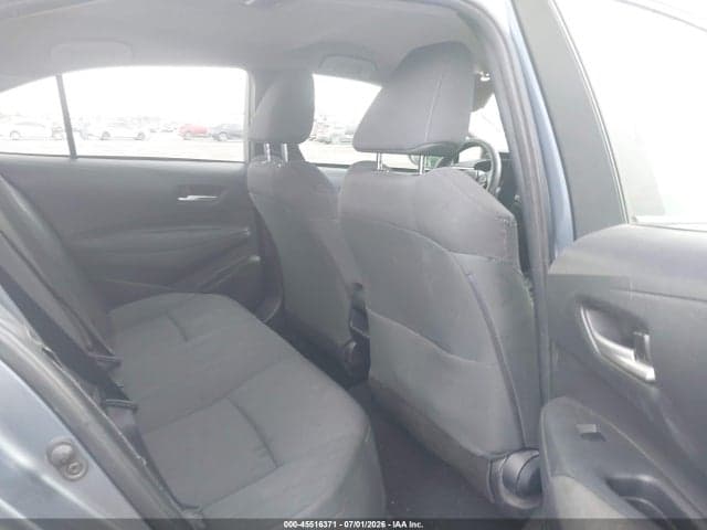 2021 TOYOTA COROLLA LE 8