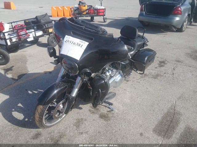 2018 HARLEY-DAVIDSON FLHX STREET GLIDE - 1