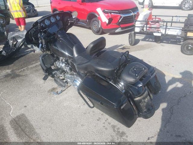 2018 HARLEY-DAVIDSON FLHX STREET GLIDE 4