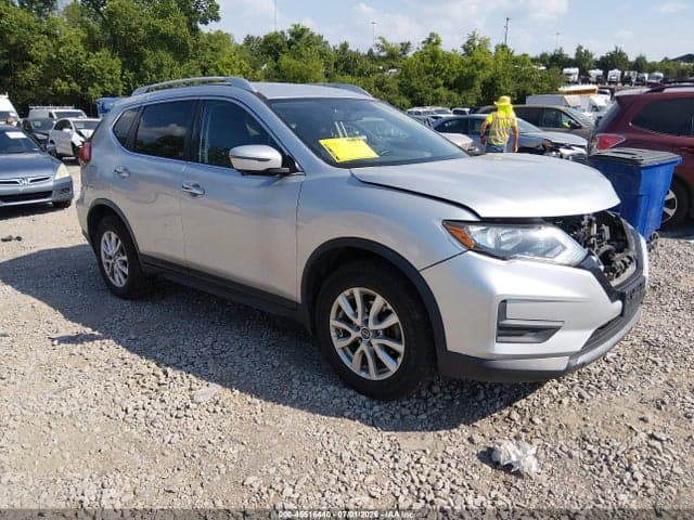 2017 NISSAN ROGUE SV 1