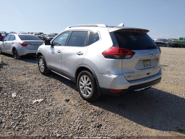 2017 NISSAN ROGUE SV 3