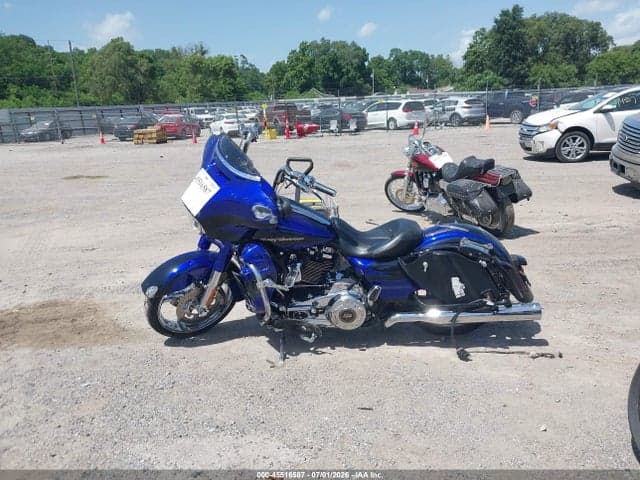 2017 HARLEY-DAVIDSON FLHXSE CVO STREET GLIDE 13