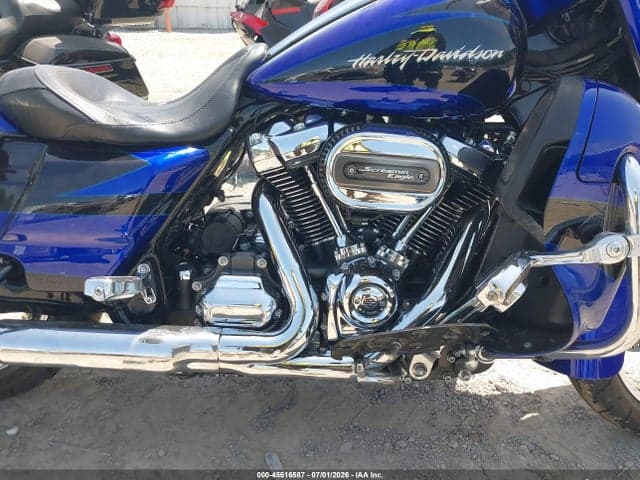2017 HARLEY-DAVIDSON FLHXSE CVO STREET GLIDE 8