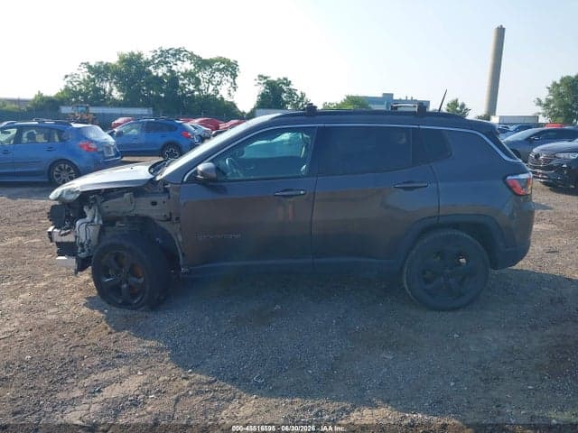 2018 JEEP COMPASS LATITUDE 4X4 13