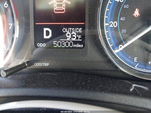 2018 TOYOTA COROLLA LE 15