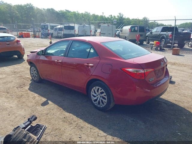 2018 TOYOTA COROLLA LE 3