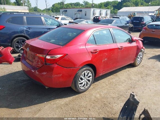 2018 TOYOTA COROLLA LE 4