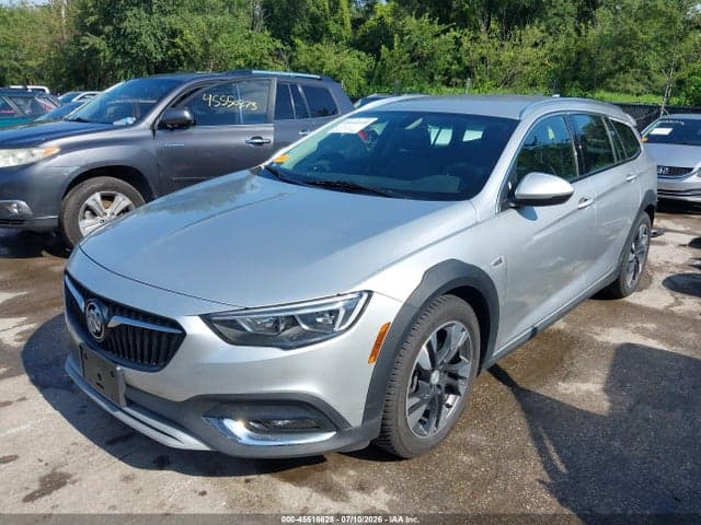 2018 BUICK REGAL TOURX ESSENCE 2