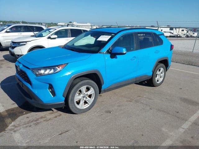 2021 TOYOTA RAV4 XLE 2