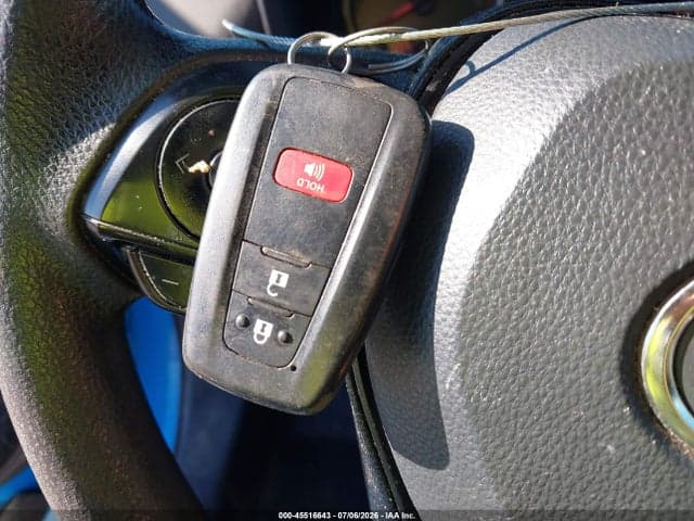 2021 TOYOTA RAV4 XLE 11