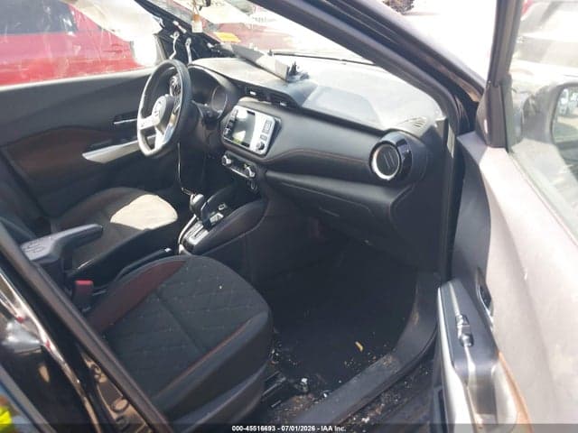 2019 NISSAN KICKS SR 5